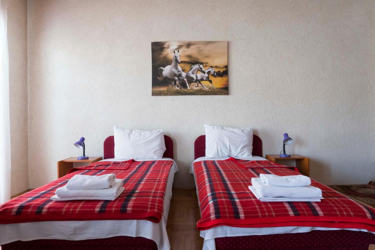 Hotel Montenegro Struga Dış mekan fotoğraf